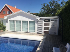 Calm villa-apartement near the sea and nature in Malmö